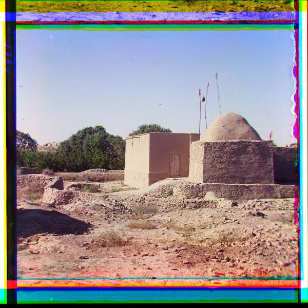adobe_buildings_one_with_dome.jpg