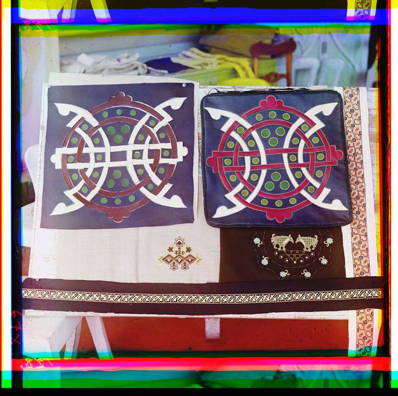 display_of_patterned_and_embroidered_cloth.jpg