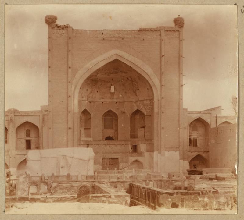 fasad_medresse_bogoeddin._bukhara.jpg