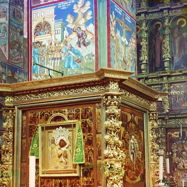 freska_na_kolonkie_v_tserkvi_ioanna_zlatousta._iaroslavl_.jpg