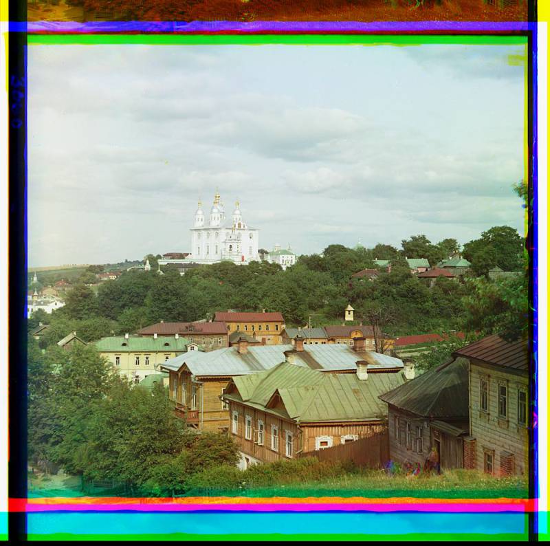 kafedral_nyi_uspenskii_sobor_s_kazanskoi_gory._smolensk.jpg