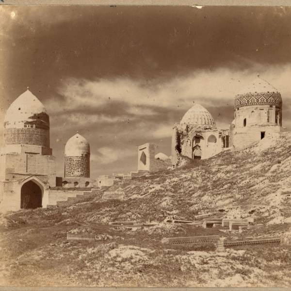 obshchii_vid_m._shakh-zinde_s_vostoka._samarkand.jpg