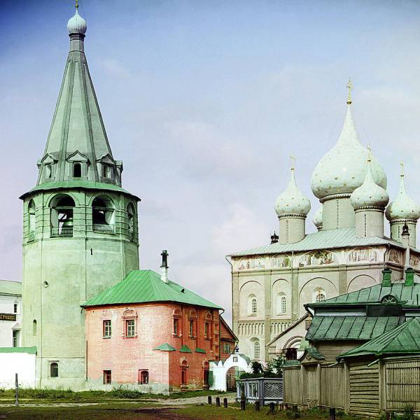 suzdal_._sobor_rozhdestva_khristova_t.e._kafedral_nyi_sobor_rozhdestva_presviatoi_bogoroditsy_.jpg