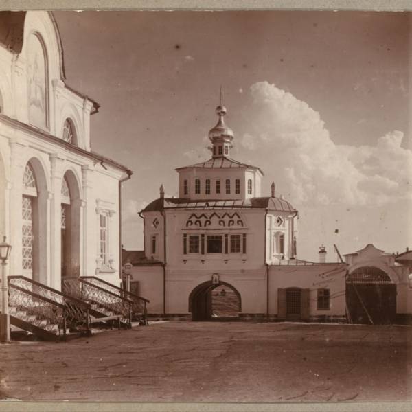 sv._vrata_iz_verkhoturskago_monastyria._verkhotur_e_.jpg