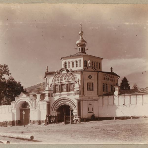 sv._vrata_v_verkhoturskom_monastyrie._verkhotur_e_.jpg