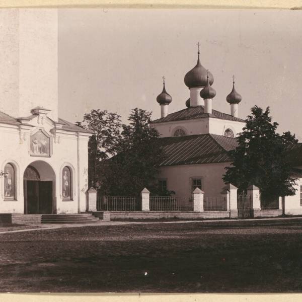 tserkov_sv._klimenta_i_petra_v_novoi_ladogie._rossiiskaia_imperiia_..jpg