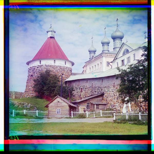 uglovaia_bashnia_troitskago_sobora_v_solovetskom_m-rie._solovetskie_ostrova..jpg