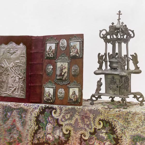 evangelie_i_daroxranitelnica_v_cerkvi_rozhdestva_xristova_kroxino_.jpg