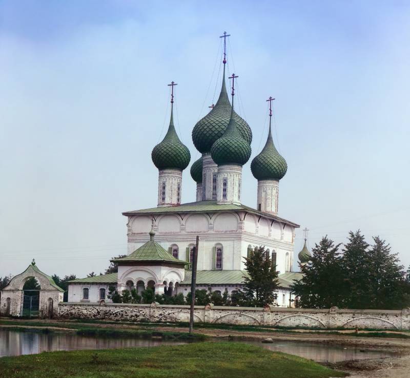 cerkov_fedorovskoj_bozhej_materi_letnjaja_..jpg