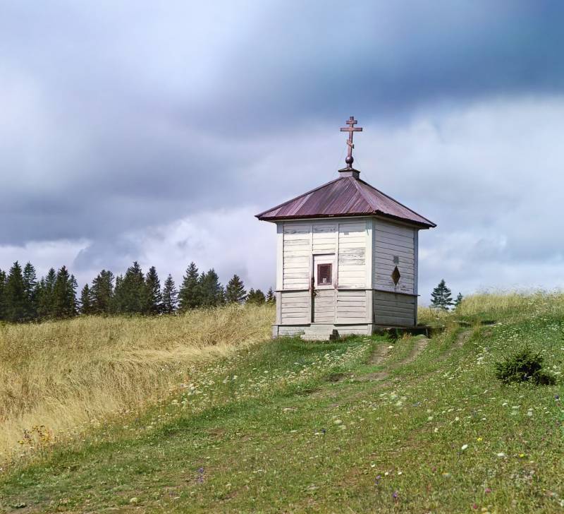 chasovnja_kirilla_belozerskogo_na_olginoj_maurovoj_gore.jpg