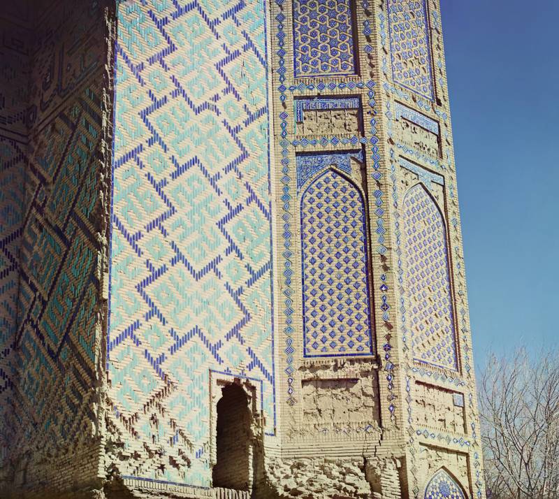 chast_levogo_minareta._bibi-xanym._samarkand.jpg