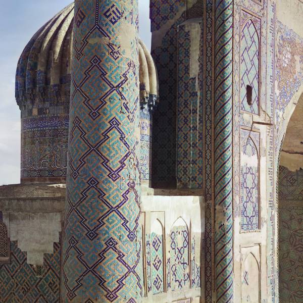 chast_minareta_i_kupola_shir-dor_s_tillja-kari._samarkand.jpg