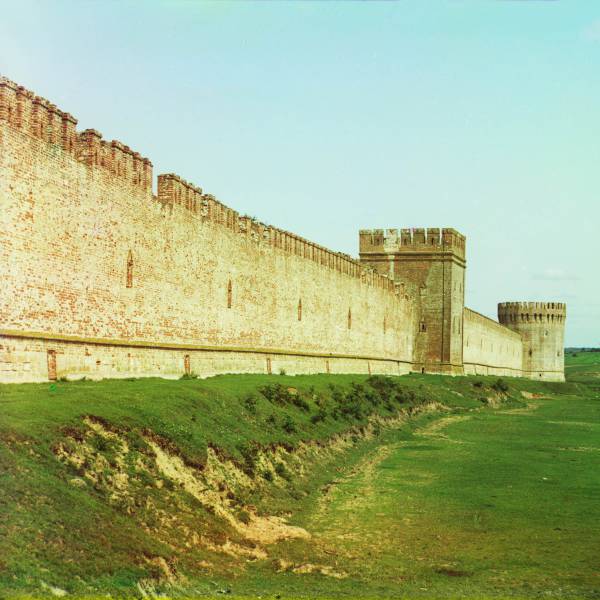 smolensk._krepostnaja_stena.jpg
