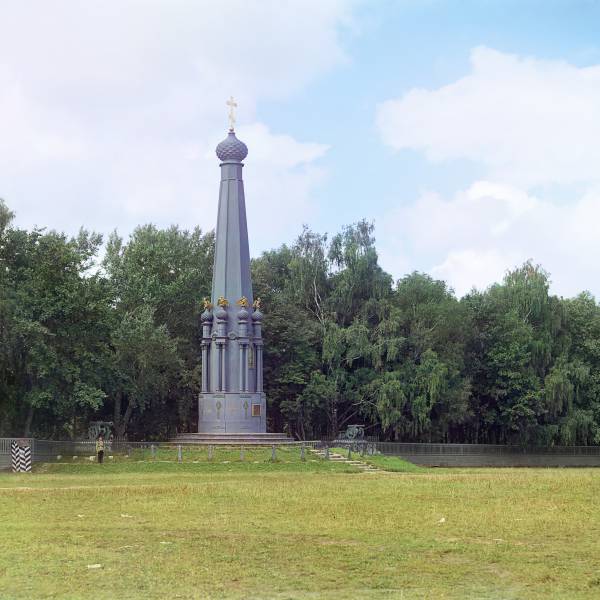 smolensk._pamjatnik_1812_g..jpg