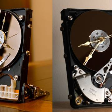 hard-drive-clock-1.jpg