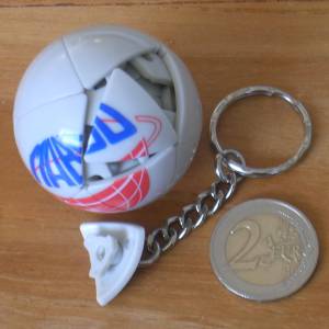 delta_ball_keych.jpg