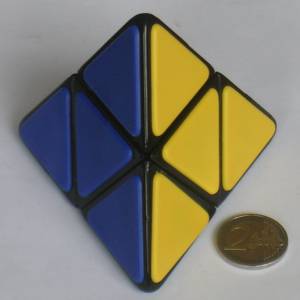 pyramorphix_lrge_til.jpg