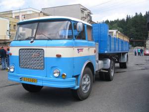 352a_1.jpg