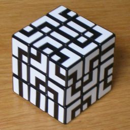 Labyrinth Cube